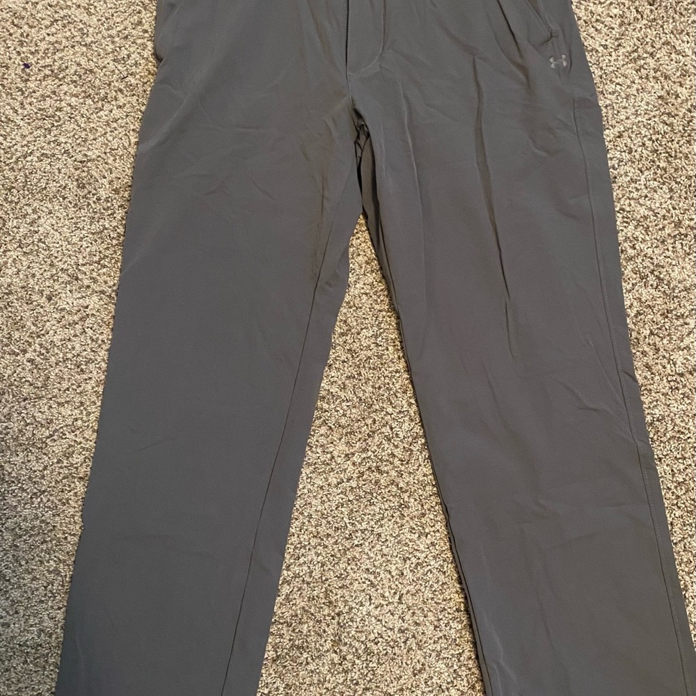 Under Armour Men’s Gray Athletic Golf Pants 32x30.